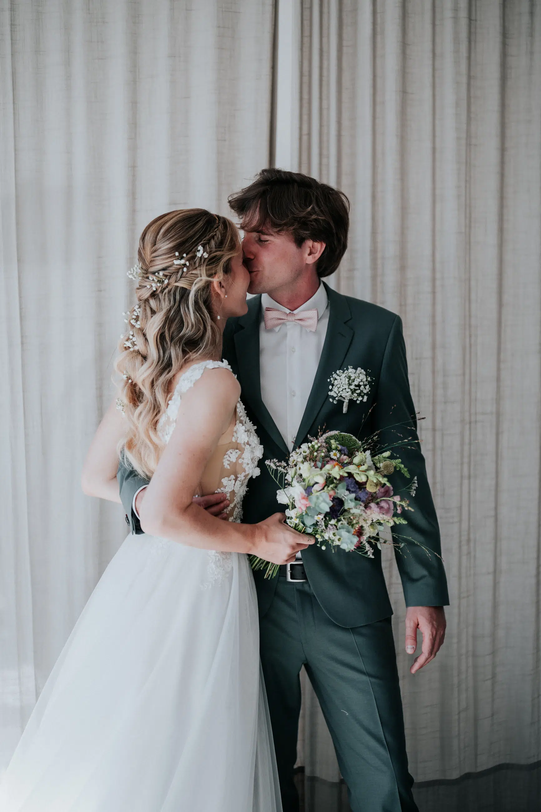 Hochzeit Rochelle und Akos – Schloss Mattsee – by Amir Kaljikovic Hochzeit Rochelle und Akos - Schloss Mattsee - by Amir Kaljikovic