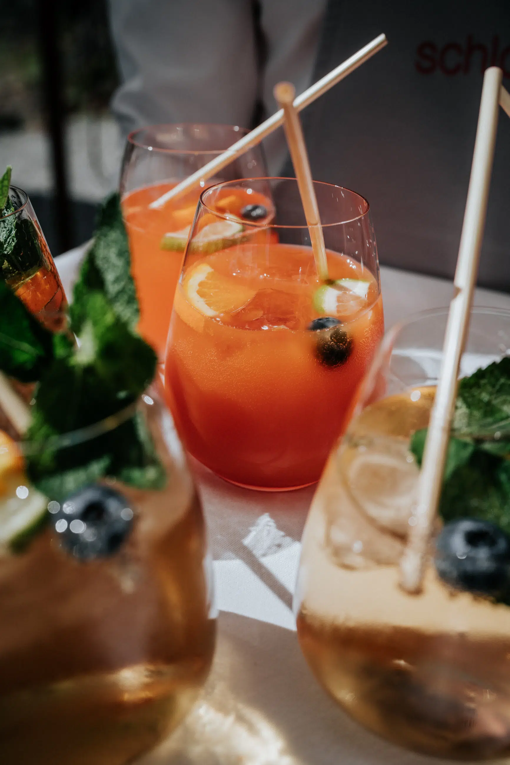 Hochzeit Rochelle und Akos – Schloss Mattsee – by Amir Kaljikovic Hochzeit Rochelle und Akos - Schloss Mattsee - by Amir Kaljikovic