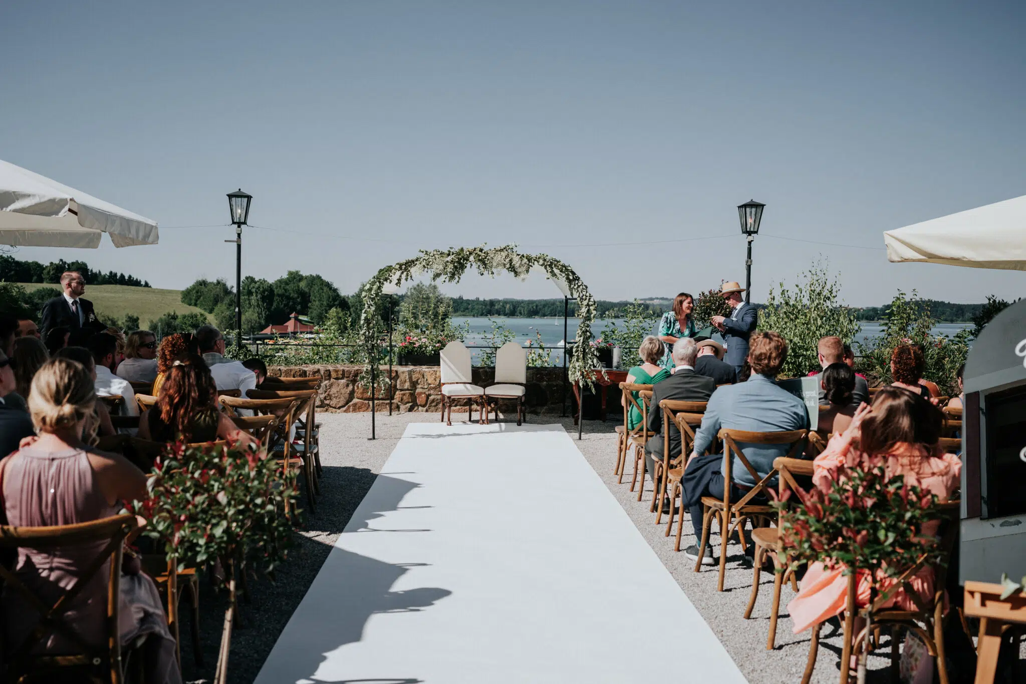 Hochzeit Rochelle und Akos – Schloss Mattsee – by Amir Kaljikovic Hochzeit Rochelle und Akos - Schloss Mattsee - by Amir Kaljikovic