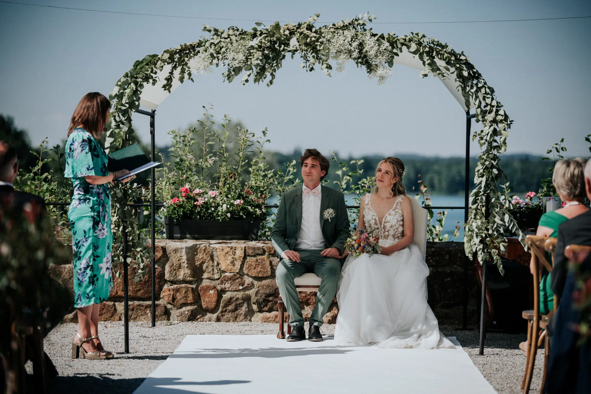 Hochzeit Rochelle und Akos – Schloss Mattsee – by Amir Kaljikovic Hochzeit Rochelle und Akos - Schloss Mattsee - by Amir Kaljikovic