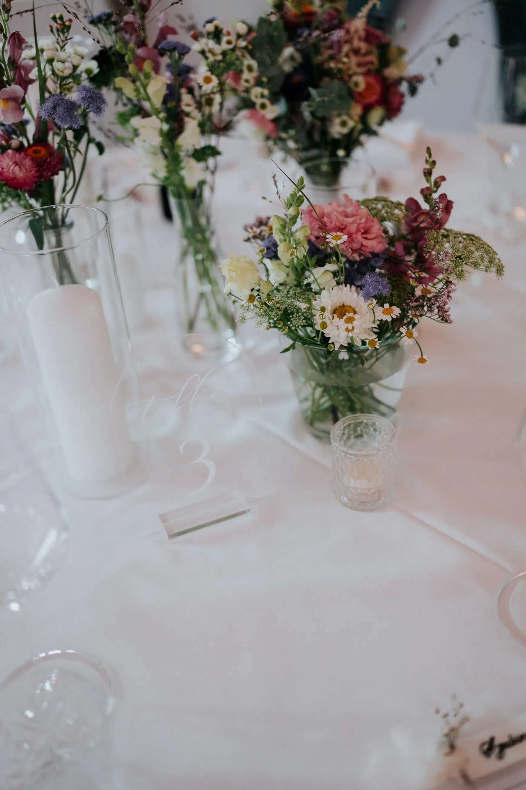 Hochzeit Rochelle und Akos – Schloss Mattsee – by Amir Kaljikovic Hochzeit Rochelle und Akos - Schloss Mattsee - by Amir Kaljikovic