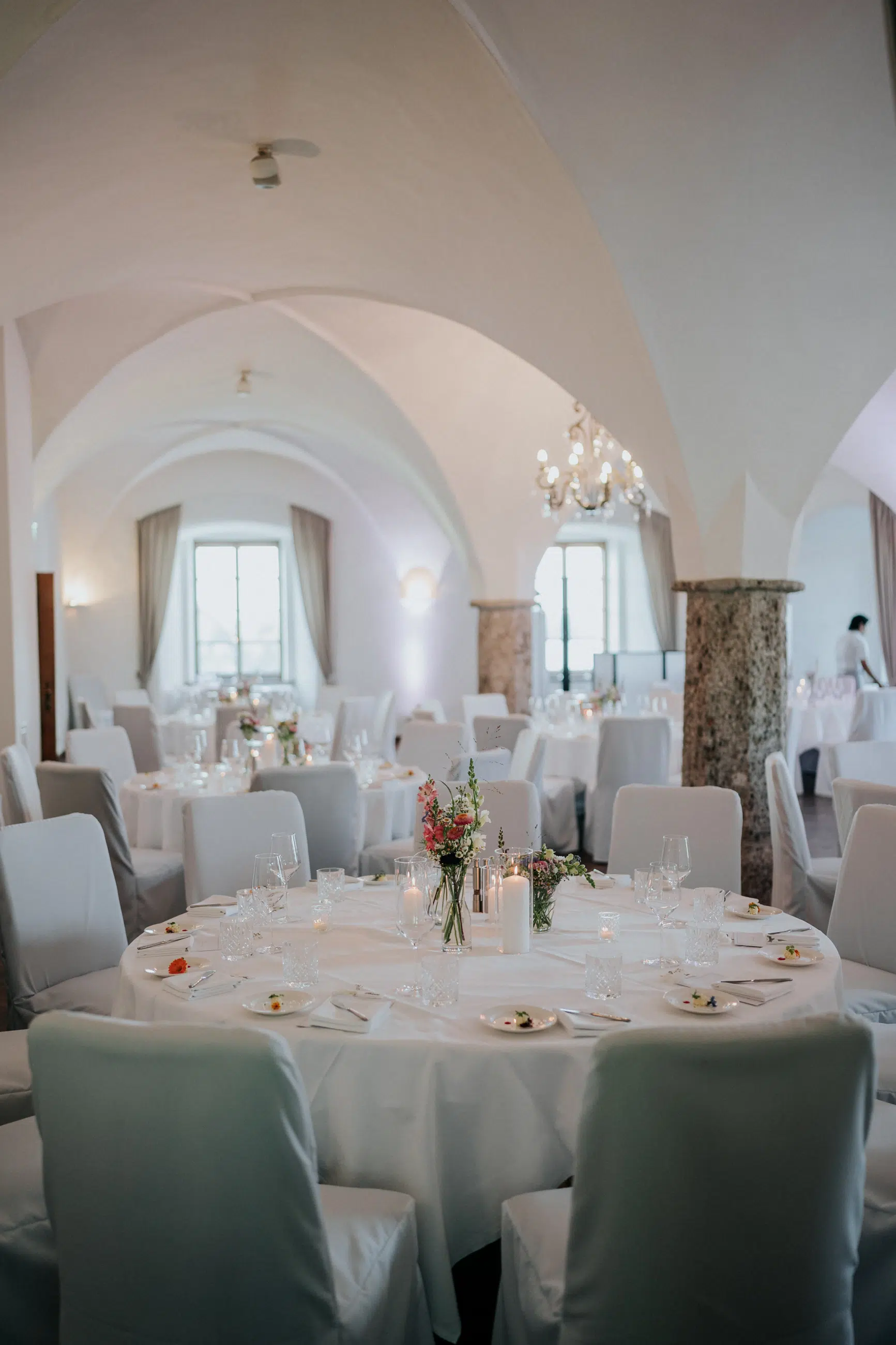 Hochzeit Rochelle und Akos – Schloss Mattsee – by Amir Kaljikovic Schloss Mattsee für Hochzeiten