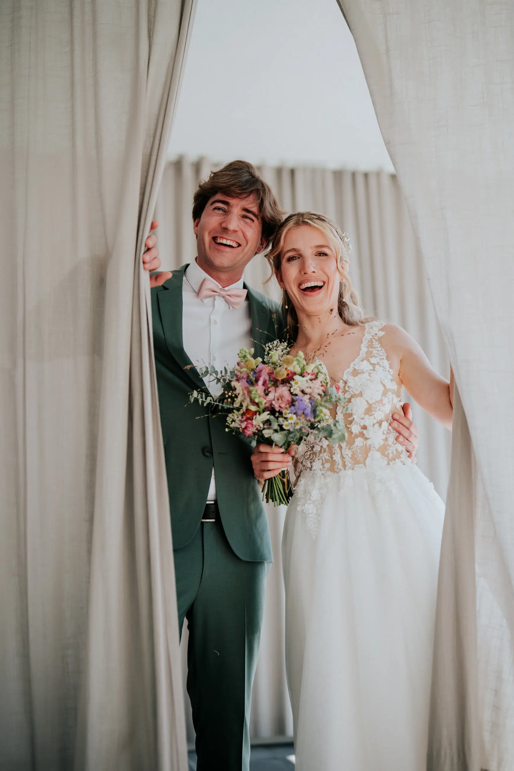 Hochzeit Schloss Mattsee – Rochelle und Akos – by Hochzeitsfotograf Amir Kaljikovic Hochzeit Schloss Mattsee - Rochelle und Akos - by Hochzeitsfotograf Amir Kaljikovic