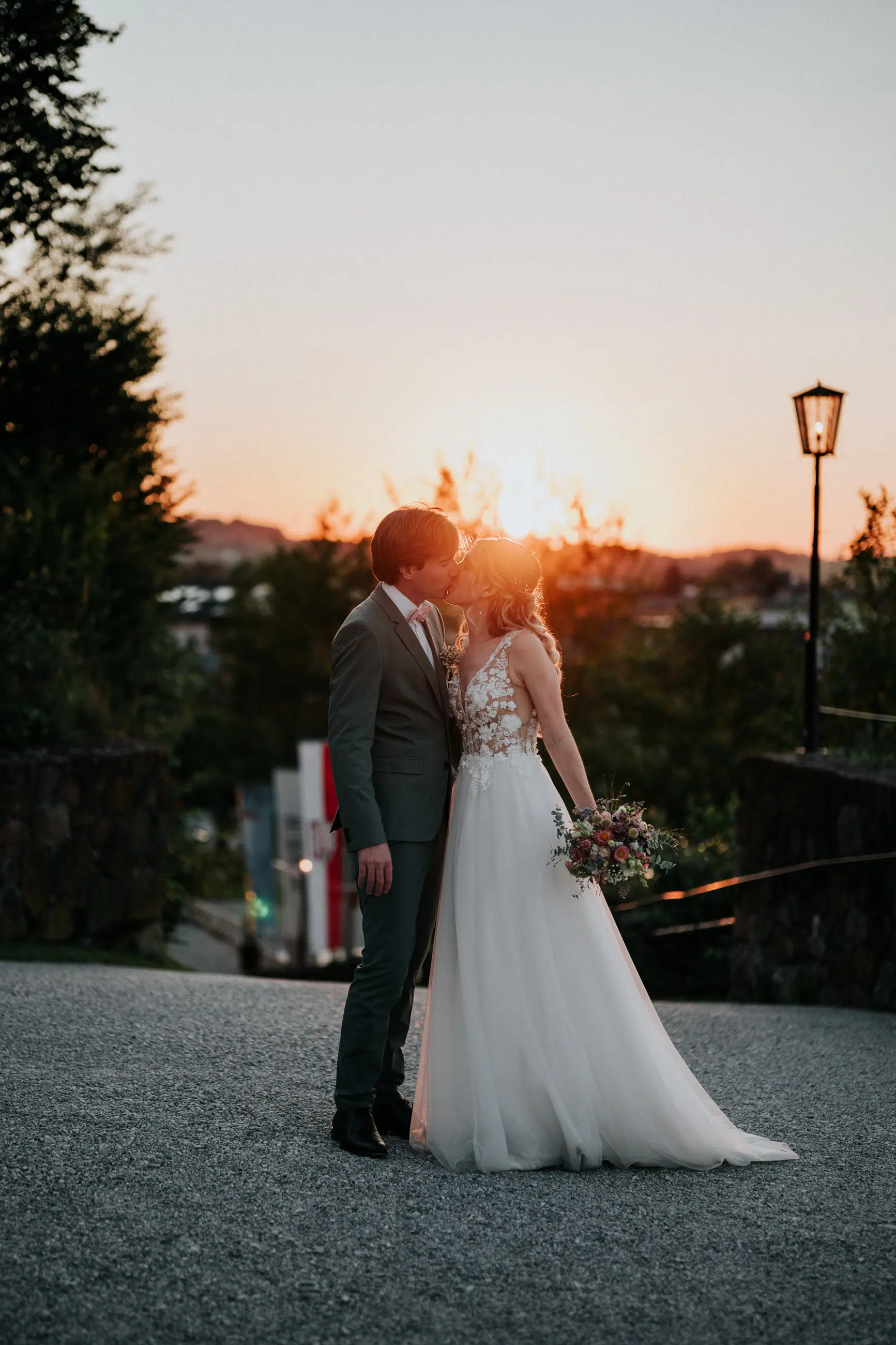 Hochzeit Rochelle und Akos – Schloss Mattsee – by Amir Kaljikovic Traumhaftes Hochzeitsfotos am Schloss Mattsee
