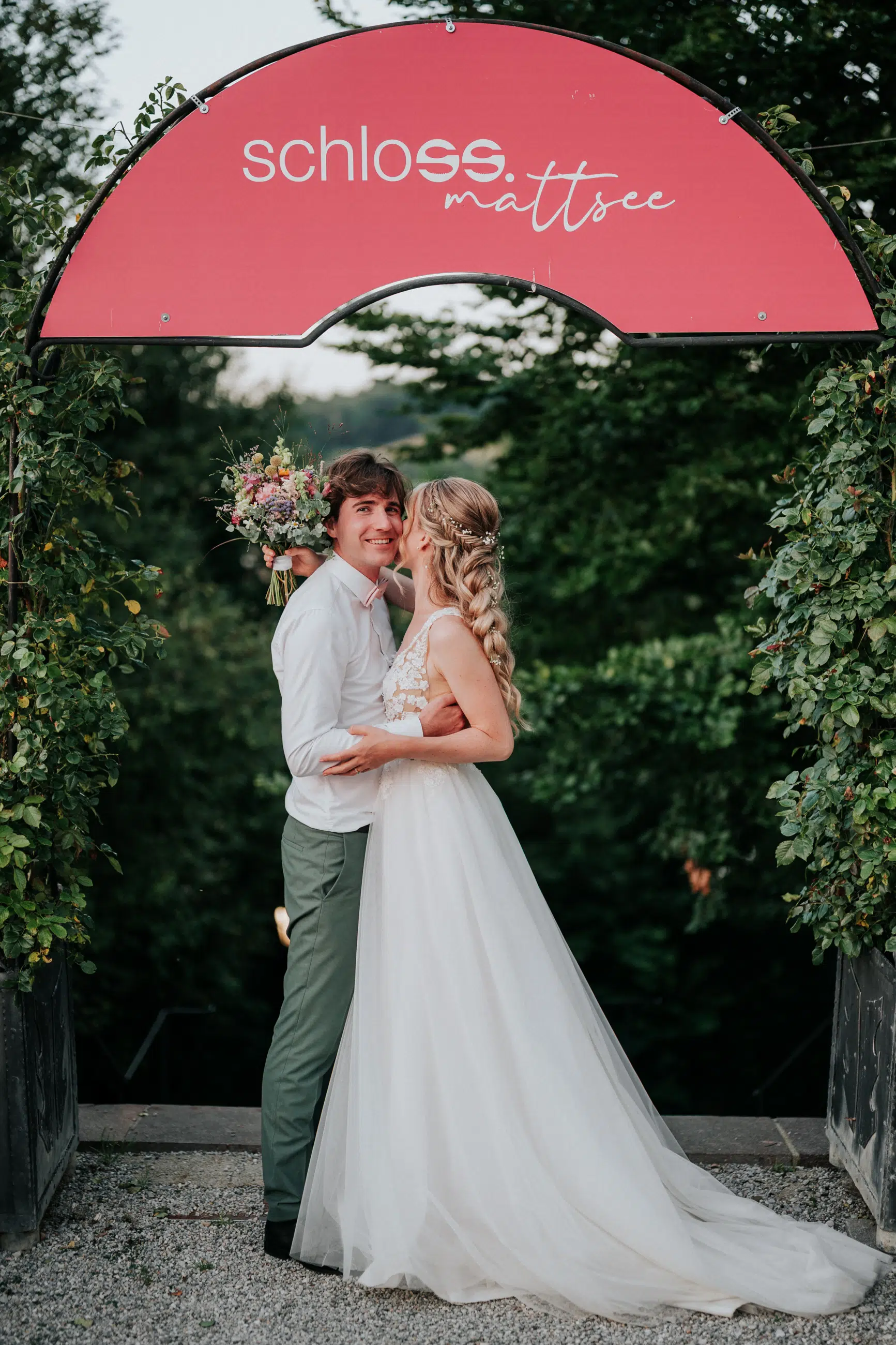 Hochzeit Rochelle und Akos – Schloss Mattsee – by Amir Kaljikovic Hochzeit Rochelle und Akos - Schloss Mattsee - by Amir Kaljikovic